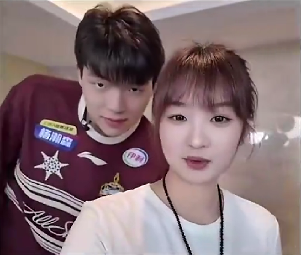 甜度满满, 两人整完胡