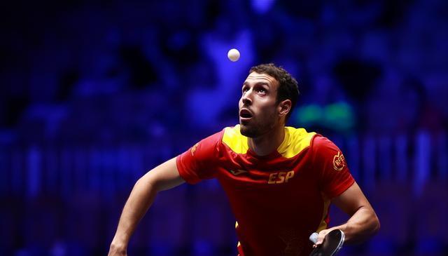 双方在第二, 吴咏琳