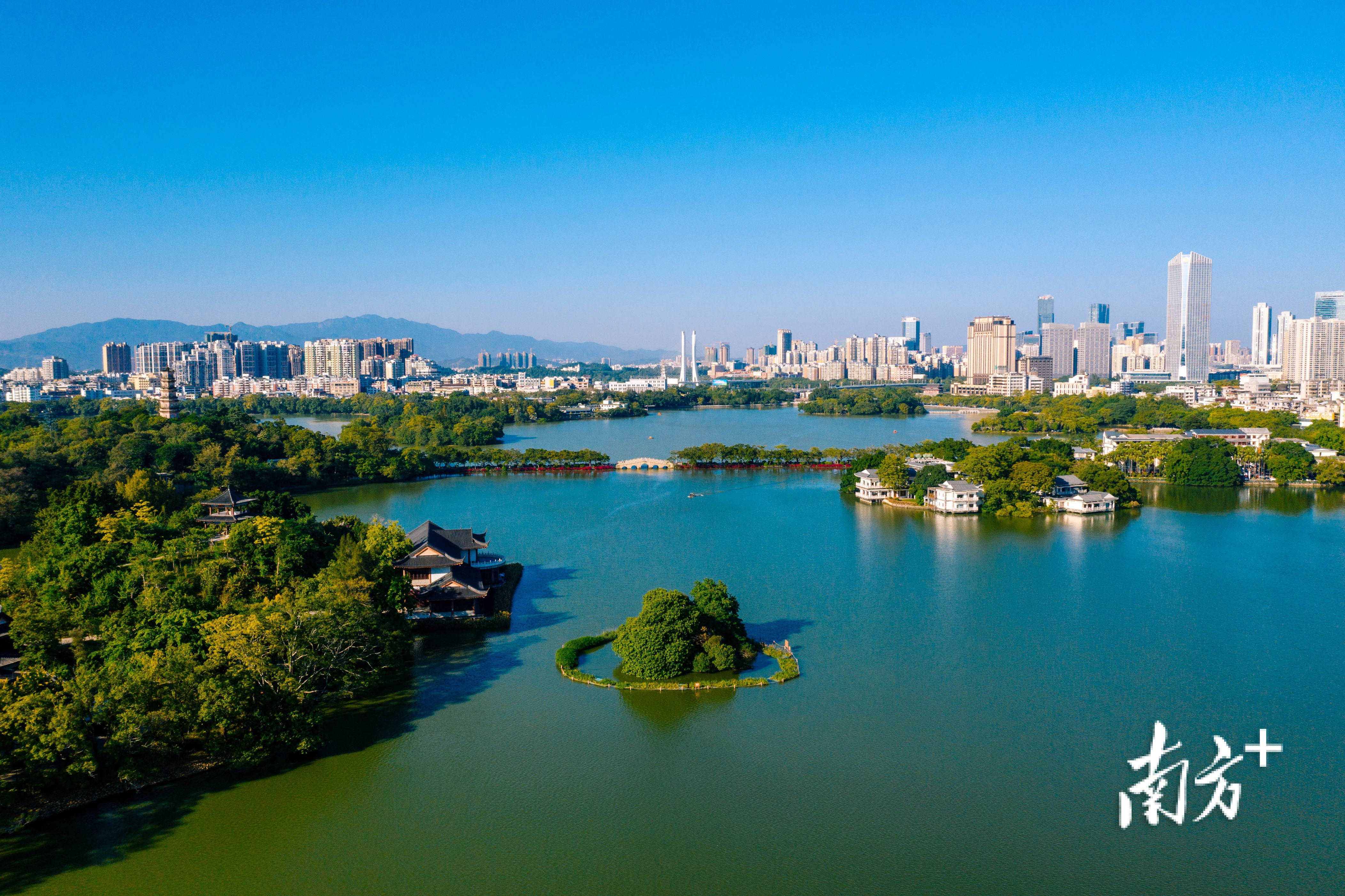 工作人员凭, src 工作人员凭, src