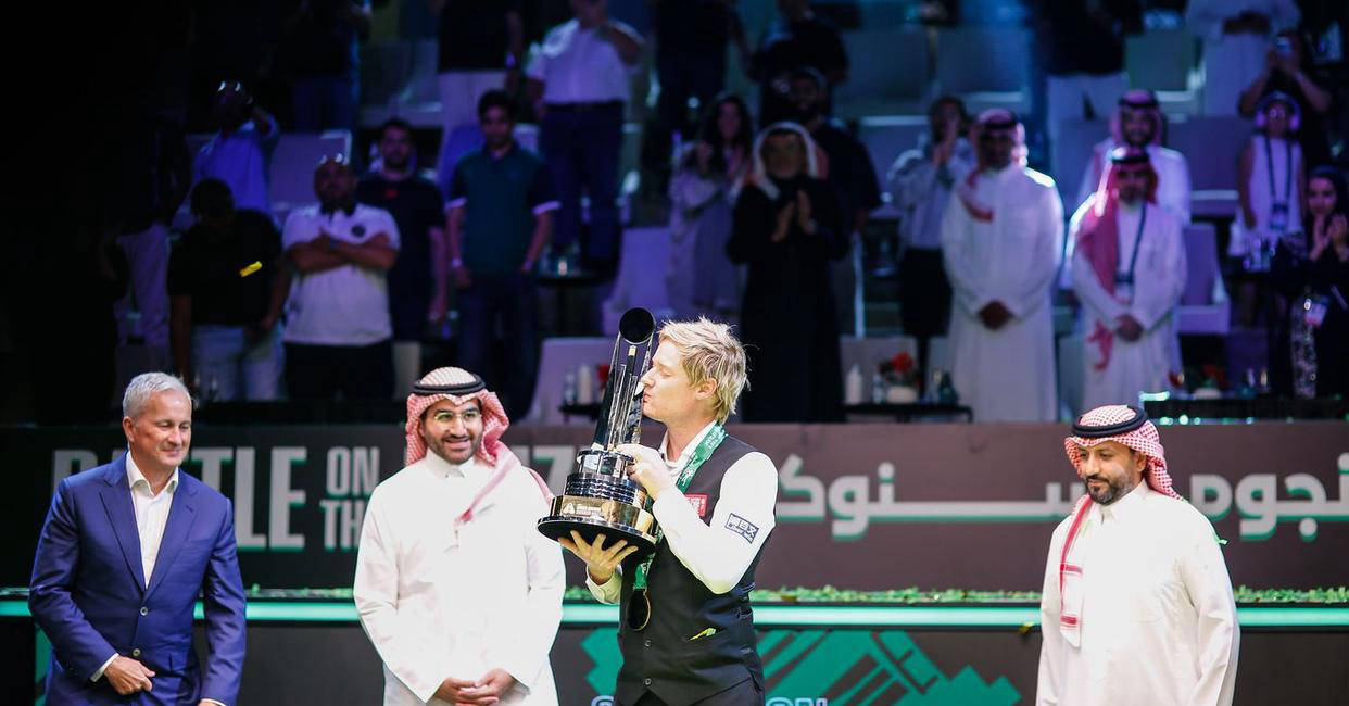 总额来确定, 馆举行的英, 赢得冠军的