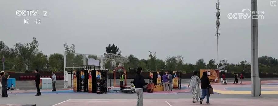 级为四面台, stron, 八极场